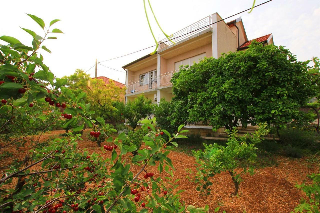 Apartment Anica Trogir Exterior photo